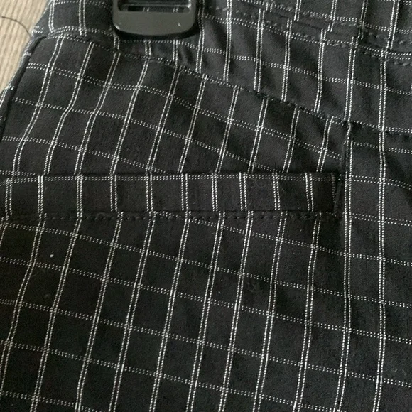 Apt 9 women’s petite dress pants size 2P - Picture 3 of 4